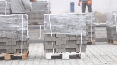 kaldırım döşeme, boşaltma