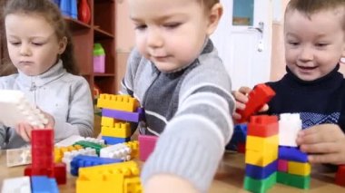 Çocuk oyun tasarımcısı