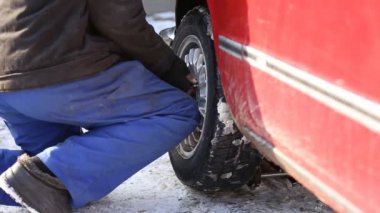 Alt tekerlek untwists