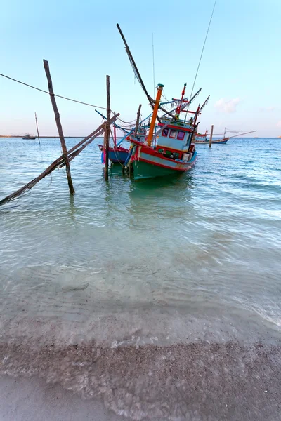 渔船，海海岸. — 图库照片