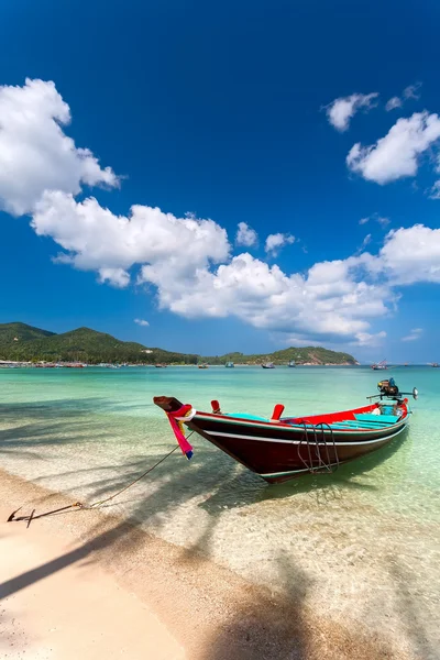 The fishing wooden boat in harbor — Stock Photo, Image