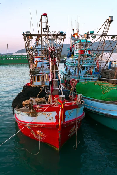 Limanda balıkçı teknesi