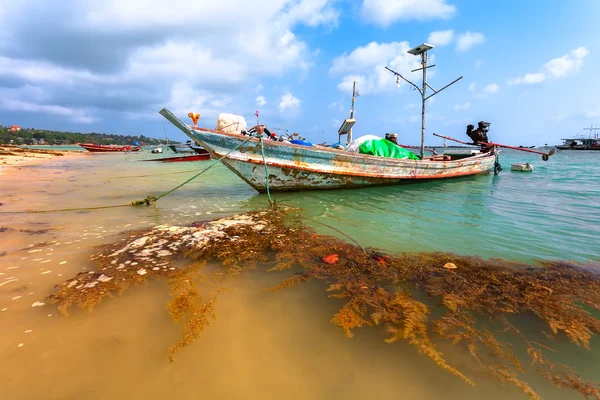 Wooden boat, sea. — Zdjęcie stockowe