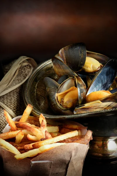 Moules Marinière Ii Imágenes De Stock Sin Royalties Gratis