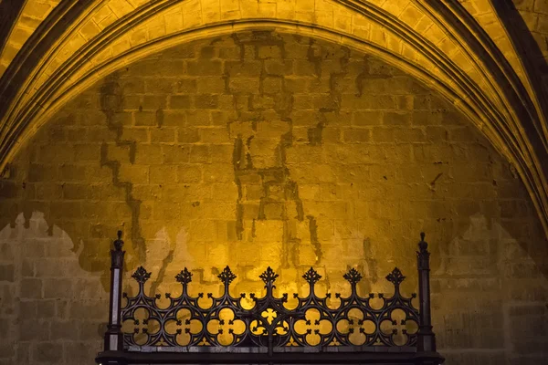 Katedrála svatého kříže a Basílica de Santa eulalia — Stock fotografie