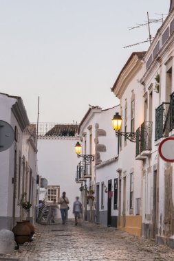 tipik bir Faro şehrin sokaklarında