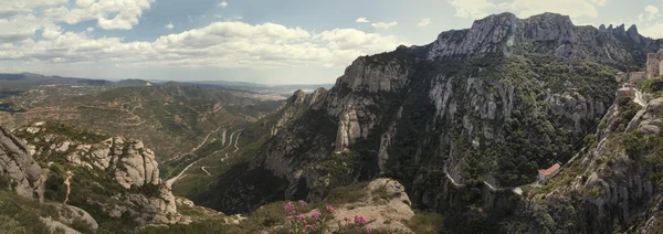 Hermosas montañas de Montserrat — Foto de Stock