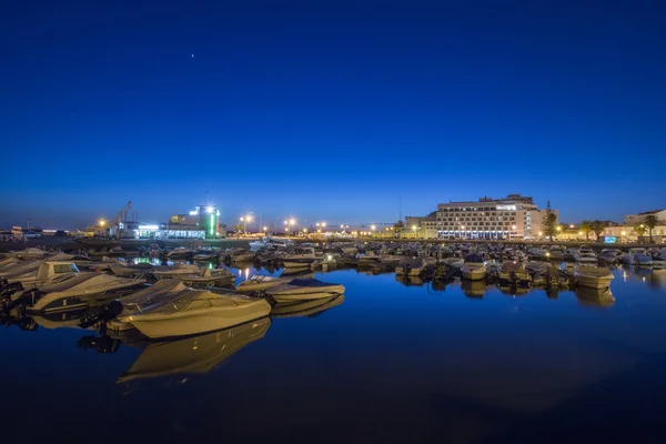 Fredlig marinan i Faro stad — Stockfoto