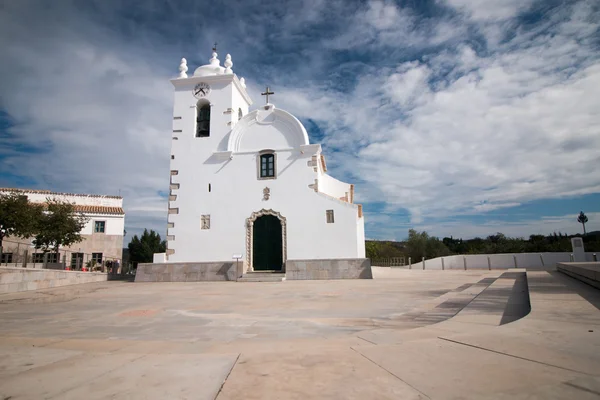 Kleine kerktorentje in Portugal — Stockfoto
