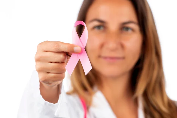 Jovem Mulher Médica Bonita Com Estetoscópio Rosa Fita Consciência Rosa — Fotografia de Stock