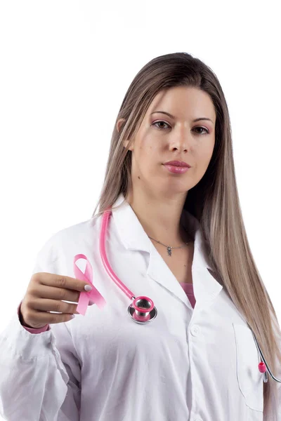 Mladá Krásná Lékařka Růžovým Stetoskopem Růžová Informační Stuha Pro Rakovinu — Stock fotografie