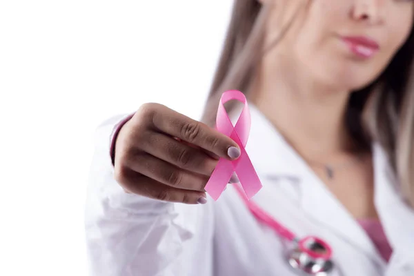 Młoda Piękna Lekarz Kobieta Różowym Stetoskopem Różową Wstążką Świadomości Raka — Zdjęcie stockowe
