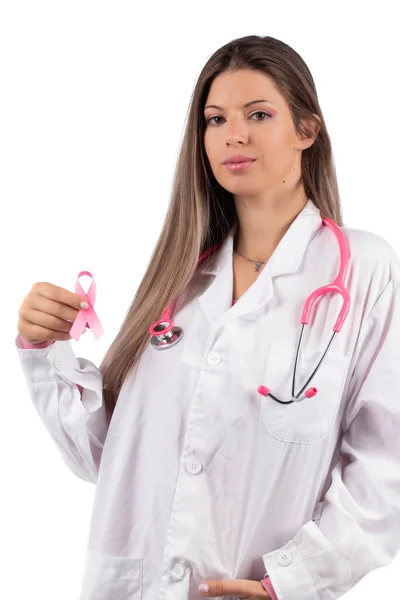 Junge Schöne Ärztin Mit Rosa Stethoskop Und Pinkfarbenem Bewusstseinsband Für — Stockfoto