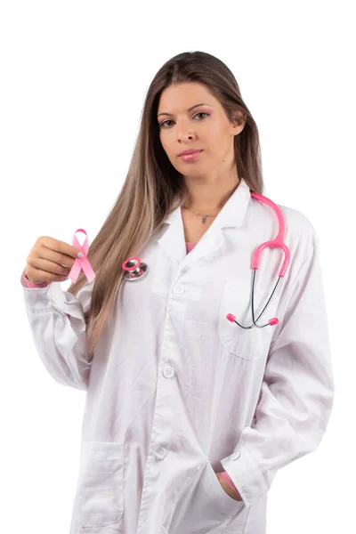 Ung Vacker Läkare Kvinna Med Rosa Stetoskop Och Rosa Medvetenhet — Stockfoto