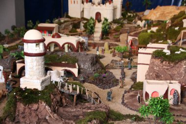 Rakamların, binaların ve Portekiz 'deki doğum sahnesinin Noel sezonunda çekilmiş hali..