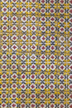 Güzel Portekiz azulejo dokusunun yakın görüntüsü.