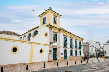 Portekiz 'in başkenti Faro' da turizm ile popüler olan tarihi binanın manzarası.