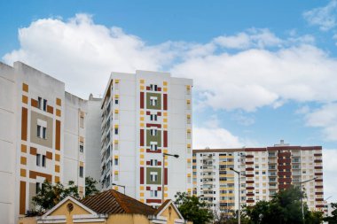 Portekiz 'in Faro şehrindeki Stadyum yakınlarında bir apartman kompleksi.