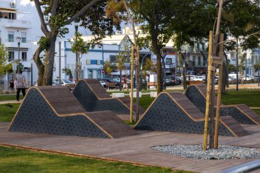 Portekiz 'in Olhao şehrindeki rahatlatıcı Park Patrao Joaquim Lopes manzarası çok güzel..
