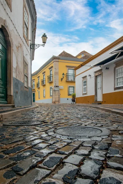 Pohled Typické Staré Ulice Městě Faro Které Nachází Portugalsku — Stock fotografie