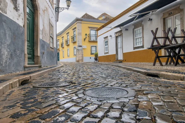 Pohled Typické Staré Ulice Městě Faro Které Nachází Portugalsku — Stock fotografie