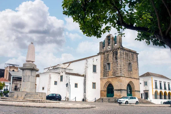 Pohled Historický Kostel Který Nachází Starém Centru Města Faro Portugalsko — Stock fotografie