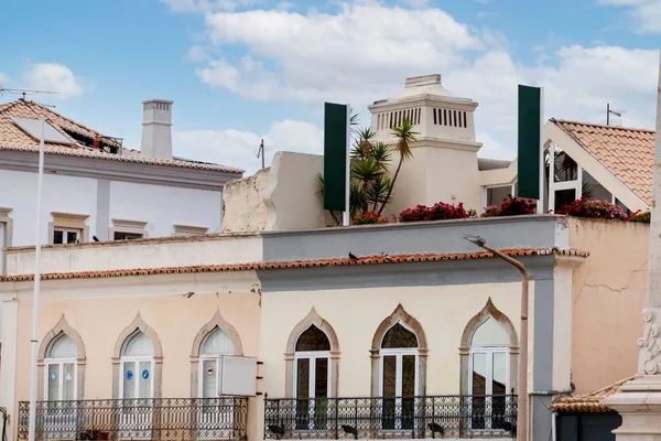 Buitenaanzicht Van Typische Portugese Architectuur Van Oudere Gebouwen Van Algarve — Stockfoto