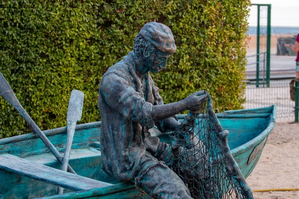 Widok Bliska Posąg Rybaka Brązu Położony Mieście Olhao Portugalia — Zdjęcie stockowe