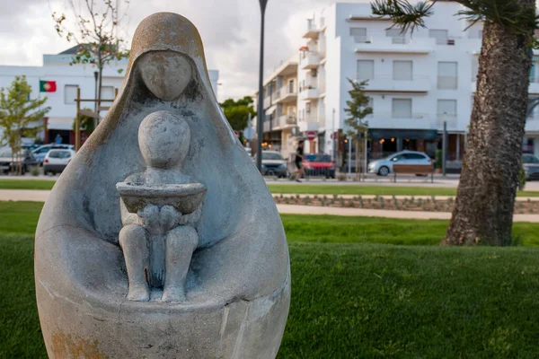 Schöne Aussicht Auf Den Erholsamen Park Patrao Joaquim Lopes Statue — Stockfoto