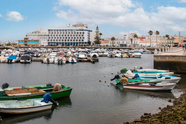 Główny Widok Przystań Faro Łodzi Rybackich Hotelu Położony Portugalii — Zdjęcie stockowe