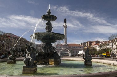Rossio Meydanı'nda merkezi çeşme