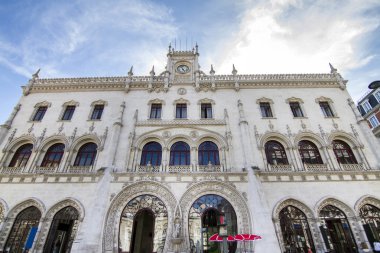 Rossio tren istasyonu girişi