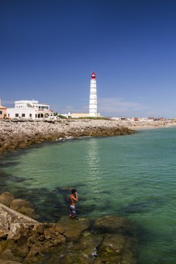 Farol güzel Adası görünümünü
