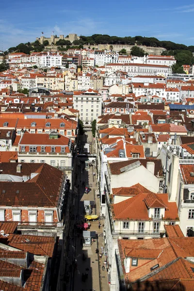 Vista sulla bellissima zona del centro di Lisbona — Foto Stock