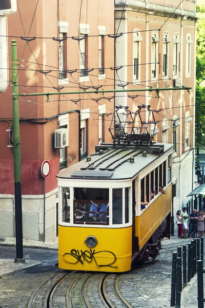 Ascensor de tranvía eléctrico vintage de Gloria — Foto de Stock