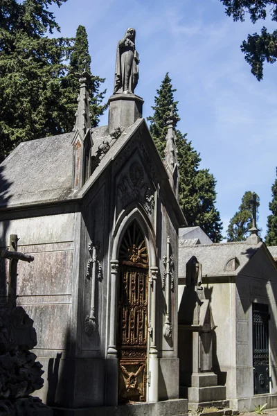 Secção do famoso cemitério português Prazeres — Fotografia de Stock