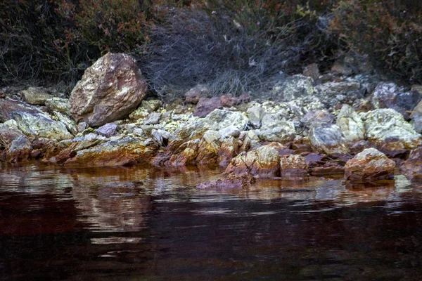 Lago ácido minero — Foto de Stock