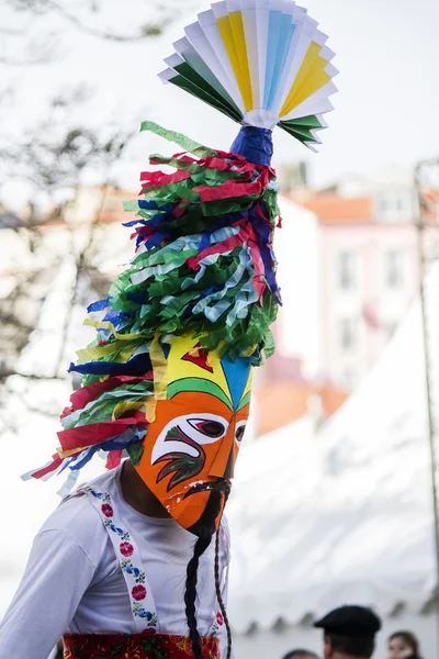 Přehlídka kostýmů a tradičních masek — Stock fotografie