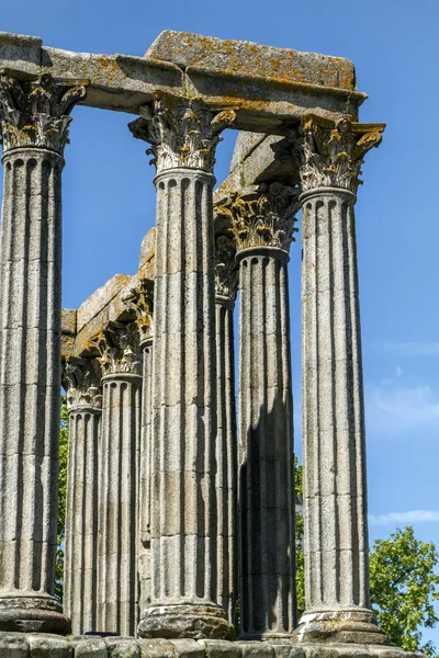 Tempio di Diana monumento, situato a Evora — Foto Stock
