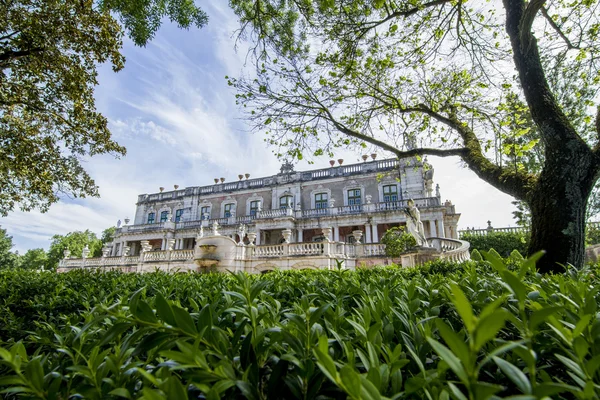 Veduta del bellissimo Palazzo Nazionale di Queluz — Foto Stock