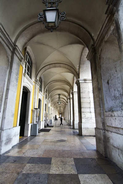 Famous arcades of the Commerce Plaza, located in Lisbon, Portugal — Stock Photo, Image