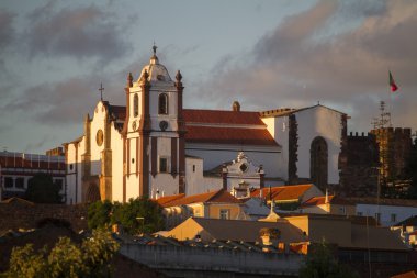 Silves ana Köyü Kilisesi