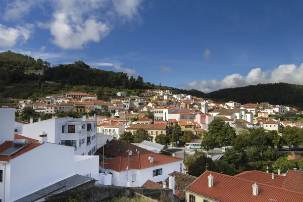 Krásná horská vesnička Monchique, Portugalsko — Stock fotografie