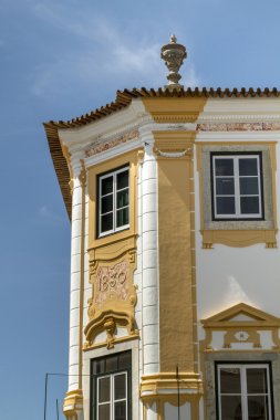 Avrupa şehirlerinden tipik tarihi bina