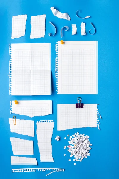 Pieces of paper in various shapes — Stock Photo, Image