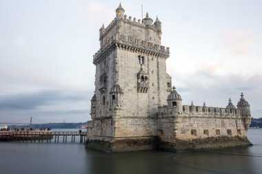 Lizbon'da bulunan Belem Kulesi,
