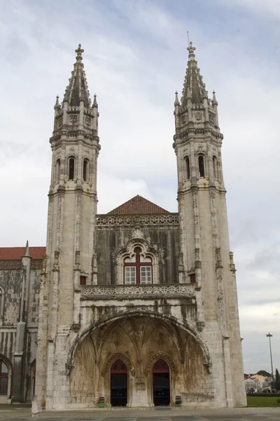 Famous landmark, Monastery of Jeronimos, located in Lisbon — Stock Photo, Image