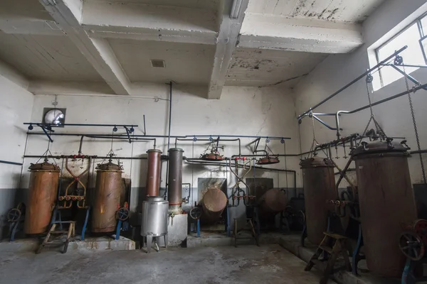 Old distillation tanks for aguardiente (alcoholic beverage) — Stock Photo, Image