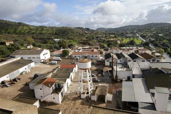 Vue paysage du village de Santa Catarina Fonte de Bispo — Photo
