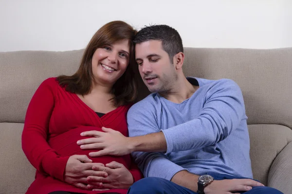 Esperando casal gravidez — Fotografia de Stock